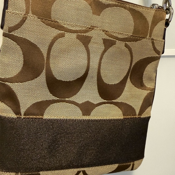 Vintage Y2K Coach Signature Canvas Crossbody Bag - Picture 6 of 7